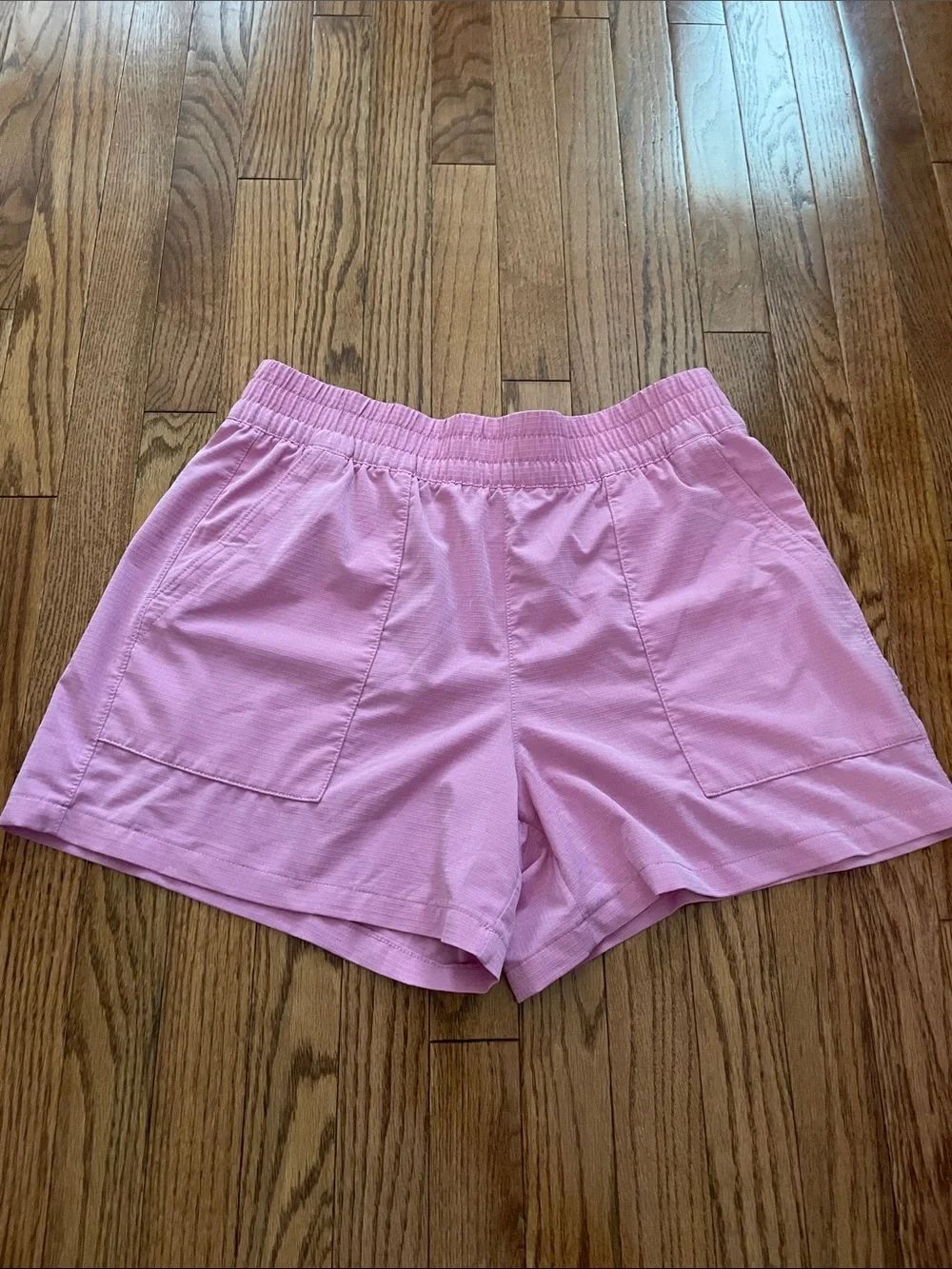 Athleta Pink Athletic Shorts Women’s Sz Large